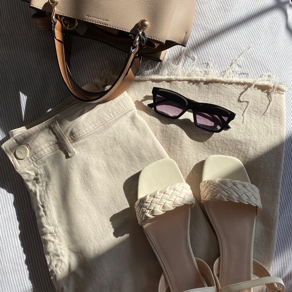 NWT Cream Braided Strap Sandals - Picture 15 of 16